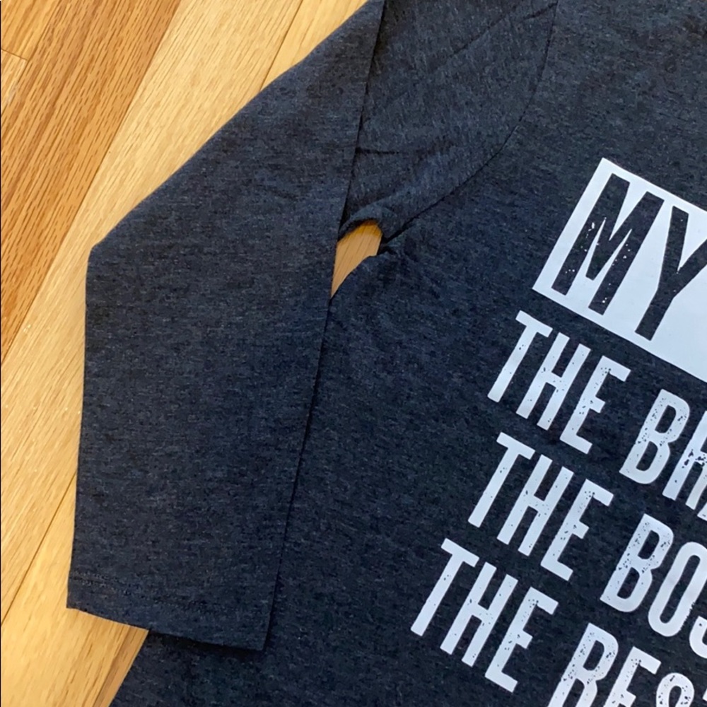 The children’s place boys t-shirt! 💙 - Picture 3 of 4